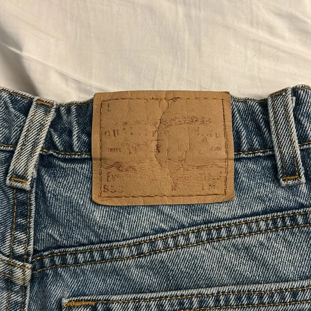 Vintage 550 Levi’s Relaxed Fit Blue Denim Jeans Made in USA - Picture 6 of 10